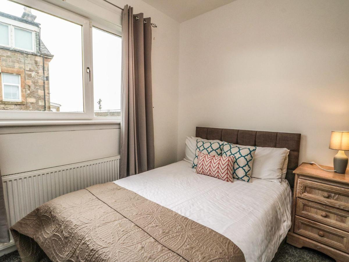 Annielea Is A Cosy 3 Bed Cottage In Helensburgh Eksteriør bilde